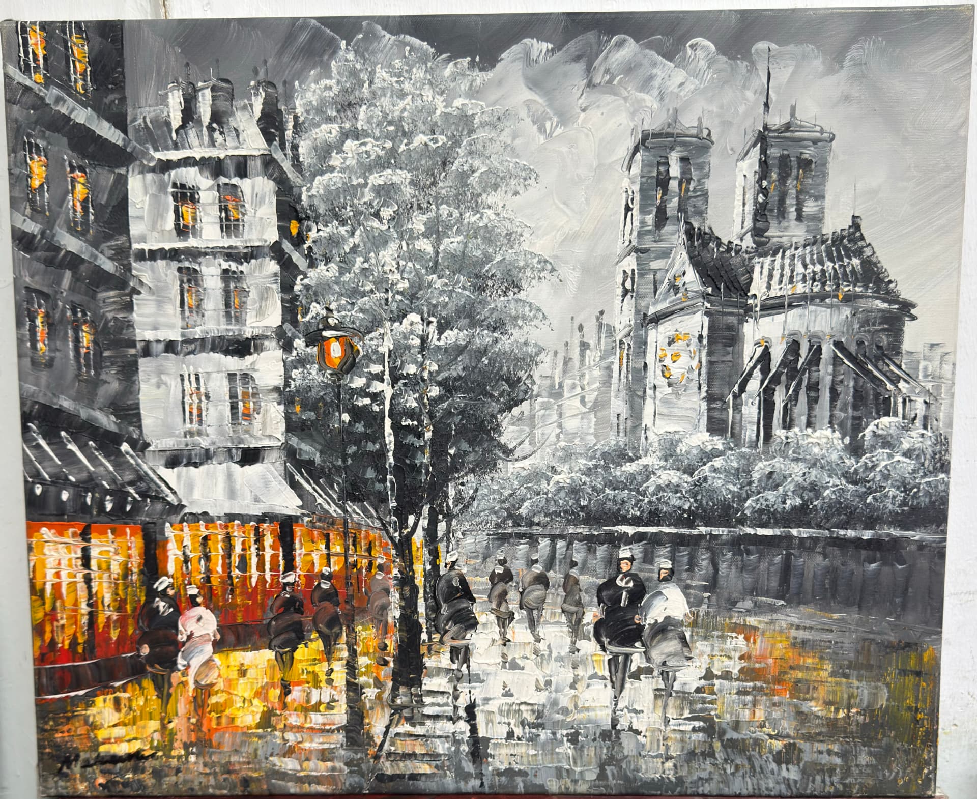Paryż — zimowa ulica przy Notre-Dame